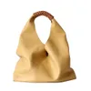 Nischendesign-Handtasche aus Rindsleder, Mode, Joker, minimalistische Nähte, gewebte Umhängetasche, geometrische Achselhöhlen-Einkaufstasche217y