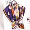 Женщины 100% Настоящие квадратные шарфы Bandana Print Satin Headscarf ECHARPE Femme Натуральный шелковый шарф шальс Kerchief Follard 14 мм