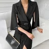 Kore Chic Mizaç Zarif Ince Bölünmüş Beyaz Uçan Kollu Çentikli Kruvaze Takım Elbise Elbise Kadın Orta Siyah Blazers 210610