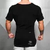 Odzież marki Nowy Lato Moda T Shirt Mężczyźni Ripped Hole Fitness Koszulka Siłownia Krótki Rękaw Solid Slim Fit Tshirt 210421