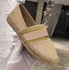 2021 Donne Lussurys Scarpe casual Espadrilles Designer estivi Spiaggia da donna Spiaggia Mezza Pantofole Moda Donna Mocassini Pescatore Tela Scarpa con scatola Dimensione 34-42