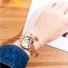 Panie Zegarki Curren New Fashion Design Wschodni Watch Casual Elegancka Kobieta Zegarek Kwarcowy z bransoletką ze stali nierdzewnej Q0524