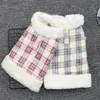 Rosa / Blå Plaid Winter Dog Apparel Fashion Warm Small Cat and Dog Clothing Plus Velvet Pet Vest med Traction Buckle XD29942