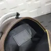 Märke Brev Mini Singelväska Lady Luxurys PU Läder Designer Ryggsäckar Mode Back Pack Fow Kvinnor Handväskor Presbyopic Axel Purse Crossbody