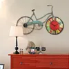 Orologi da parete American Retro Bicycle Nostalgic Coffee Shop Decorazione domestica creativa Orologio Bar Shabby Chic Design moderno 3DBG22