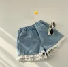 Pantalones cortos de mezclilla de encaje para niños, pantalones cortos coreanos de verano para bebés y niñas dulces suaves con lazo de vaquero