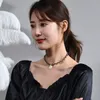 Elegant blomma läder twist black choker halsband för kvinnor personlighet uttalande mode punk smycken grossist