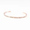 Bracelet 10pcs Aléatoire Mixte Or Rose En Acier Inoxydable Bracelet Inspirant Positif Gravé Citation Mantra Bracelets Bracelets Pour Les Femmes