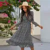 Kadın Elbiseleri İlkbahar Yaz Seksi V Boyun Çiçek Baskı Boho Plaj Elbise Rahat Fırfır Uzun Kollu Bir Hattı Midi Sundress Robe 210522
