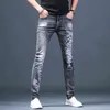 Hoge kwaliteit heren elastische denimbroek, stijlvolle patroonafdrukken decors gewassen spijkerbroek, jongensvlakke casual jeans; 211108