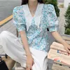 夏の甘い女性レトロ花人形襟刺繍ブラウスパフスリーブプリントショートシャツ210531