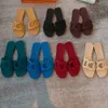 Kadınlar PVC Yaz Terlik Şeker Renk Jöle Sandalet Slaytları Lady Beach Shoes Kadın Düz Sandalyas