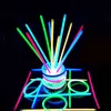 100 st Party Fluorescence Light Glow Sticks Armband Halsband Neon för bröllopsfest Glödpinnar Färgglada Glow Stick 50pcs