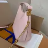 M45697 جودة عالية الجودة Marshmallow Hobo Crossbody بواسطة حقيبة شد حمام السباحة مع رسالة S-LOCK تنقذ جلود البقر الساحرة في 218x