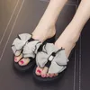 Letnie kapcie Kobiety Flip Flops Fashion Solid Color Bow Flat Heel Sandals Platforma Platforma Buty do butów dla kobiet