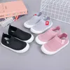 Unisex andas mesh tyg toddler pojke casual sneakers sommar barn sport skor mjuk botten glidande glid på barnskor x0703