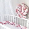 Bumper WZW-YW3397 Lange Kids Katoenen Knopen Decoratieve Kussen Sofa Kussen Braid Knotted Crib Bed Protector Baby Pillow Decor 15 Colors 1956 V2