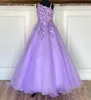 Liten Miss Pageant Klänning För Tonåringar Juniors Toddlers 2021 Beading Sequins Lace Sky-Blue Light-Purple Long Girls Prom Gown Formell Party Rosie Zipper-Back One-Shoulder