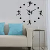 壁ステッカーミュート時計DIYフットボールアクリルミラーホームデコレーション用壁画デカールCNIM Clocks255U
