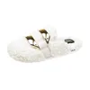 Hotsale Yeni Sonbahar Kış Bayan Terlik Metal Zincir Tüm Dahil Yün Terlik Kadınlar Için Beyaz Dış Giyim Artı Büyük Szie Muller Yarım Sürükle Ayakkabıları EUR 35-40