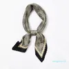 Chic Sydkorea Small Silk Scarf för kvinnor T02e