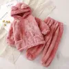 Dzieci Piżamy Dzieci Baby Pluszowe Zestawy Chłopcy Dziewczęta Bear Ear Hooded Pullover Długi Spodnie Pajama Pijama 1-6y 211109