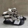 Tasarımcı Kadın Ayakkabı Moda Kristal Açık Burun Ayak Bileği Sandalet Siyah Rhinestone Düşük Topuk Düz Terlik Yaz Kelebek Kama Flats Rahat Fermuar Sandal 011