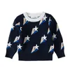 Vår Höst Baby Boys Tjejer Stickade Tröjor Star Jacquard Weave Pattern Kids Kläder Sweater 210429