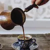 木製のハンドルを持つ耐久のコーヒーポット320mlトルコの銅製品（手作り）210330