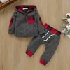 Lente jongens en meisjes sets kleurrijke plaid katoen hoodie 2-delig sportpak babykleding E90017 210610