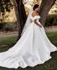 Элегантный плюс размер линии свадебные платья свадьбы с наплечными плиссиями поезда поезда атласные свадебные платья Vestido de Novia Custom