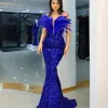 Royal Blue Paillon Feathers Abendkleider trägerloser Meerjungfrau Celebrity Gown Plus Size Womens Robe de Soire 326 327