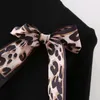 Frühling Frauen Leopard Print Bowknot Dekoration Strickpullover Femme Mock Neck Langarm Pullover Casual Lady Slim Tops SW968 210430