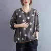 Kadınlar Uzun Kollu Rahat Bluzlar Yeni Varış Sonbahar Vintage V Yaka Polka Dot Gevşek Kadın Pamuk Keten Gömlek Tops S2073 210412