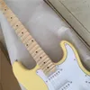 Brinkley Shop Özel Krem Renk Tremolo Electric Guitarmaple Taraklı Klavye Yngwie Malmsteen Big Head Strat Guitar Guit9374215