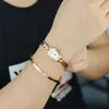 A mais recente pulseira brilhante assiste as mulheres de moda prateada de ouro que assistem senhoras rock clock relógio de luxo vestido de quartzo êxro para mulher diamante relógios de pulso