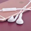 Kina Lågt pris 3.5mm Wired Earphone Ny detaljhandel hörlurar Stativ Plattatörmusik hörlurar Vackert förpackade trådlöst hörlurar