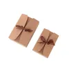 Scatola quadrata in carta kraft Confezione in cartone Regalo di San Valentino Scatole porta caramelle Scatola regalo con nastri