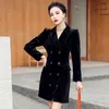 Otoño negro terciopelo delgado de manga larga vintage chaqueta de doble botonadura abrigo mujer elegante mujer chaqueta 210520