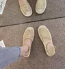 Summer New Round Toe Women Scarpe coreane Faschle Strap Flats Casual Shoe Casual Ladies Beach Mesh Sandali traspiranti Plus 35-43