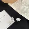 Timlee E127 capricieux mignon tridimensionnel fleur pétale résine goujons boucles d'oreilles personnalité bijoux entier Stud265k