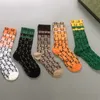Moderne paar lange sokken unisex katoen sport kousen 5 paren / doos skateboard atletische kous met geschenkdoos