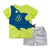 Binuduckling Fashion Summer Toddler Baby Boys Kid Kläder Ställ Shark Skriv ut Kortärmad T-shirt + Shorts Bomull Barnkläder X0802