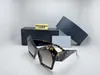 001 Luxe designer zonnebril voor dames Mode full frame UV400 UV-bescherming Lens Steampunk Summer Square Style met doos