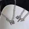 Chokers Est Design Grid Black White Pendant Necklace Armband Smyckesuppsättning