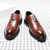 2022 männer Kleid Schuhe Leder Männlichen Oxford Italienische Klassische Vintage Herren Brogue Schuhe Formale