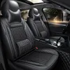 Auto -stoelafdekkingen Volledige set met waterdichte lederen airbag compatibel auto -voertuig ijs zijden kussen universeel geschikt voor de meeste auto's