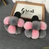 POM Fur tofflor för kvinnor Fluffy Real Fox Slides Ry Raccoon Sandals Ladies Söt Ball Flip Flops Rainbow Shoe 0227