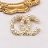 Famous Design Gold C Brand Luxurys Desinger Brooch Famous Women Rhinestone Pearl Letter Brooches Suit Pin Fashion Jewelry Clothing Decoration Accessories 2Style