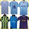 1993 Manchester Retro Classic Soccer Jerseys 1998 99 2011 12 Cidade 89 91 94 96 Wembley Clough Kinkladze Tevez Kun Agüero Dzeko Kompano Dzeko Kompano Vintage Homme Camisas